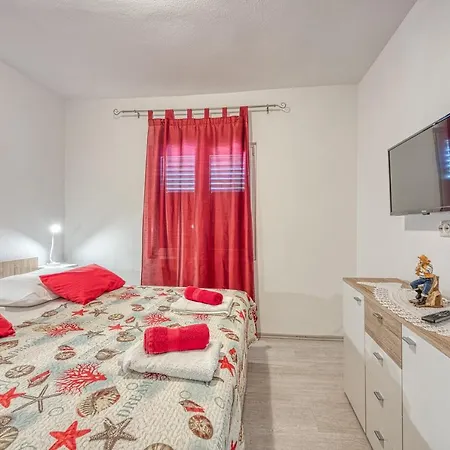 Serenity 2 Bedroom - Happy *